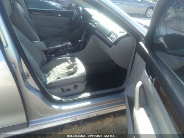 Photo 4 VIN: 1VWCN7A38DC085221 - VOLKSWAGEN PASSAT 