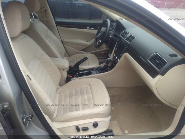 Photo 4 VIN: 1VWCN7A38EC070705 - VOLKSWAGEN PASSAT 