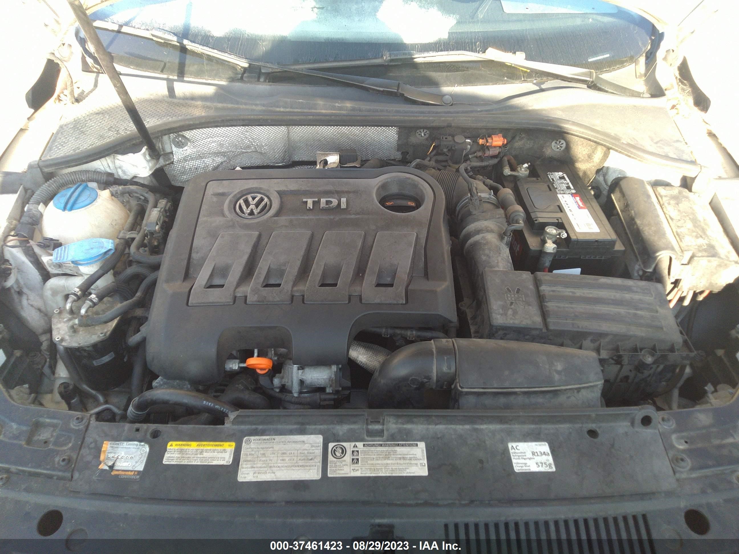 Photo 9 VIN: 1VWCN7A39DC142302 - VOLKSWAGEN PASSAT 