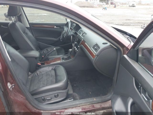 Photo 4 VIN: 1VWCN7A3XCC040313 - VOLKSWAGEN PASSAT 