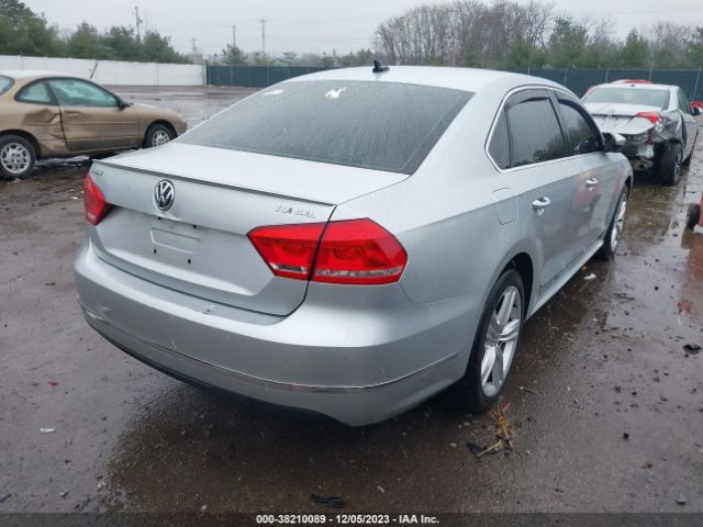 Photo 3 VIN: 1VWCN7A3XCC071688 - VOLKSWAGEN PASSAT 