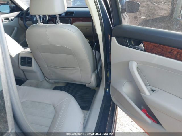 Photo 7 VIN: 1VWCN7A3XDC017051 - VOLKSWAGEN PASSAT 