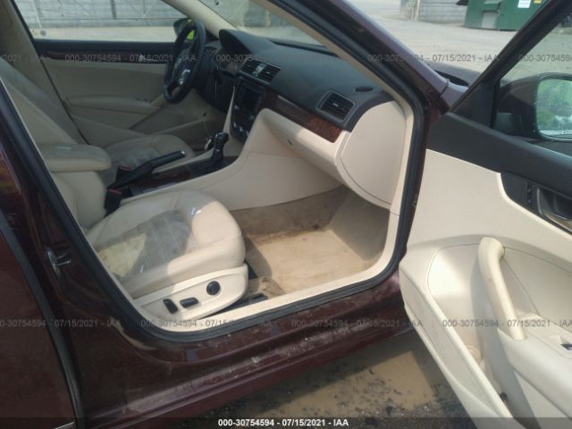 Photo 4 VIN: 1VWCP7A32CC006800 - VOLKSWAGEN PASSAT 