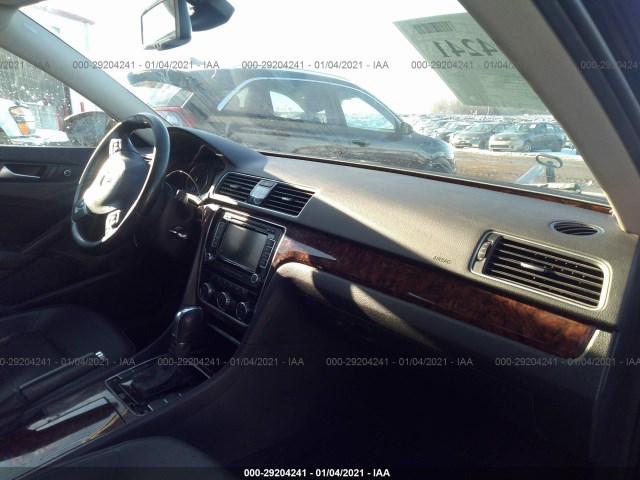 Photo 4 VIN: 1VWCP7A32CC061280 - VOLKSWAGEN PASSAT 