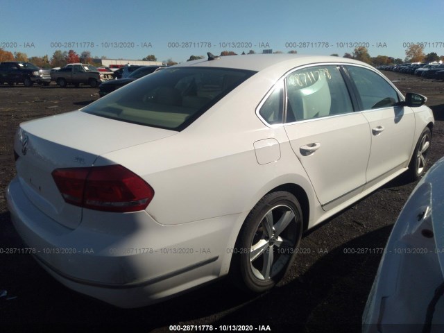 Photo 3 VIN: 1VWCP7A33CC053303 - VOLKSWAGEN PASSAT 