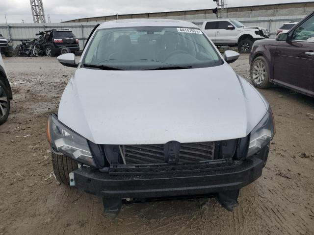 Photo 4 VIN: 1VWCP7A34CC037692 - VOLKSWAGEN PASSAT SEL 