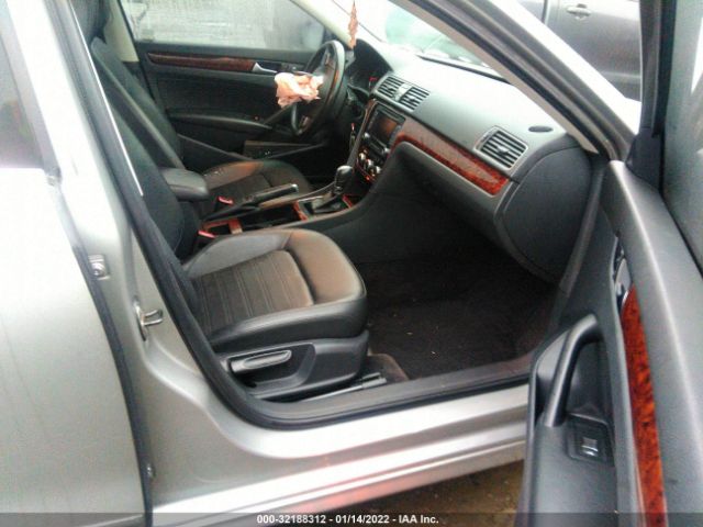 Photo 4 VIN: 1VWCP7A34CC065931 - VOLKSWAGEN PASSAT 