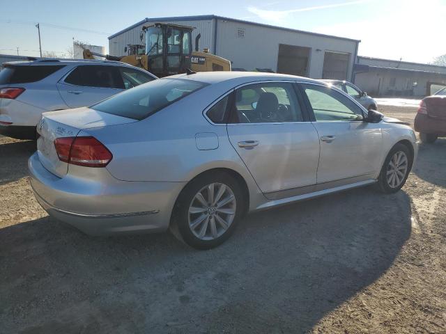 Photo 2 VIN: 1VWCP7A36CC021283 - VOLKSWAGEN PASSAT SEL 