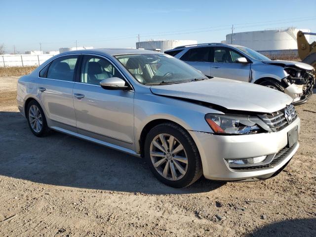 Photo 3 VIN: 1VWCP7A36CC021283 - VOLKSWAGEN PASSAT SEL 