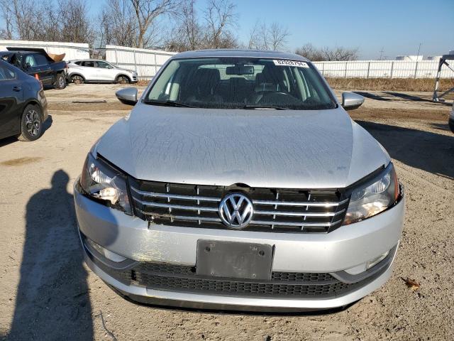 Photo 4 VIN: 1VWCP7A36CC021283 - VOLKSWAGEN PASSAT SEL 