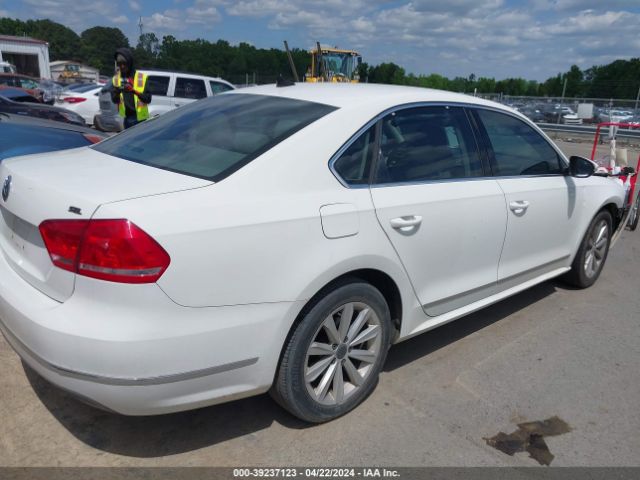 Photo 3 VIN: 1VWCP7A36CC023129 - VOLKSWAGEN PASSAT 