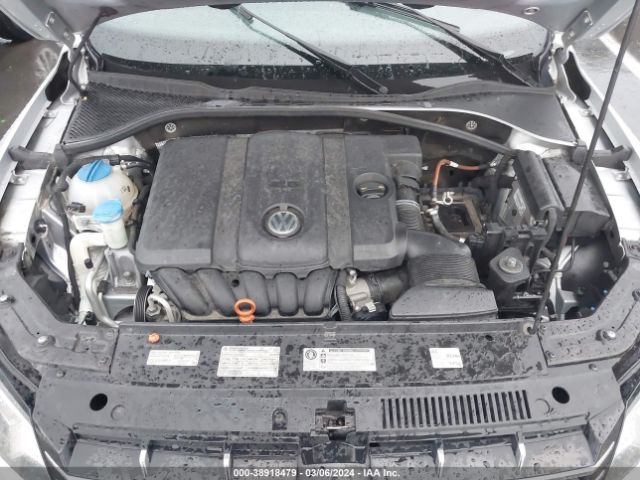 Photo 9 VIN: 1VWCP7A37CC084439 - VOLKSWAGEN PASSAT 