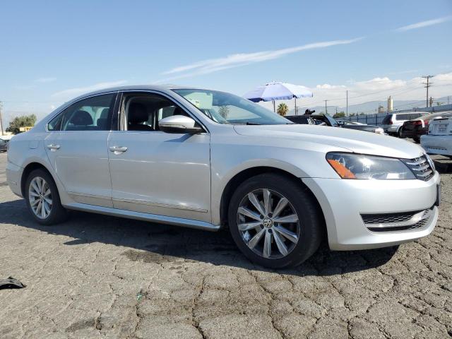 Photo 3 VIN: 1VWCP7A38CC028705 - VOLKSWAGEN PASSAT 