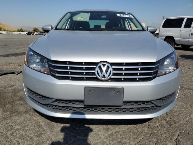 Photo 4 VIN: 1VWCP7A38CC028705 - VOLKSWAGEN PASSAT 