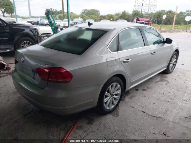 Photo 3 VIN: 1VWCP7A38DC088422 - VOLKSWAGEN PASSAT 