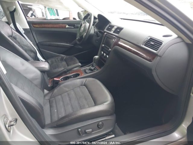 Photo 4 VIN: 1VWCP7A38DC088422 - VOLKSWAGEN PASSAT 