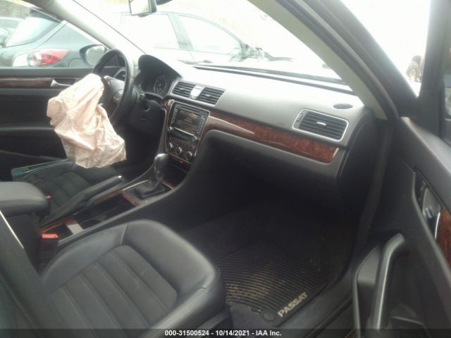 Photo 4 VIN: 1VWCP7A39CC025702 - VOLKSWAGEN PASSAT 