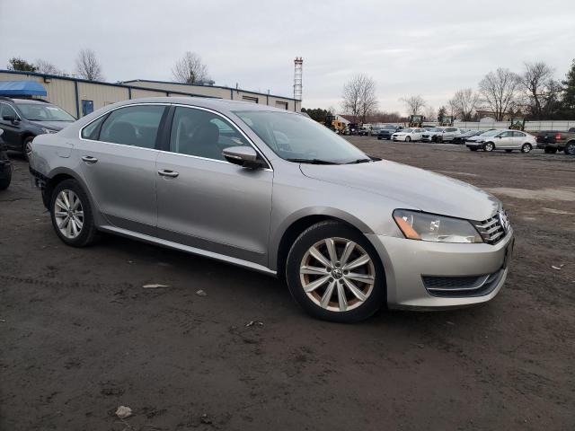 Photo 3 VIN: 1VWCP7A39CC069425 - VOLKSWAGEN PASSAT SEL 