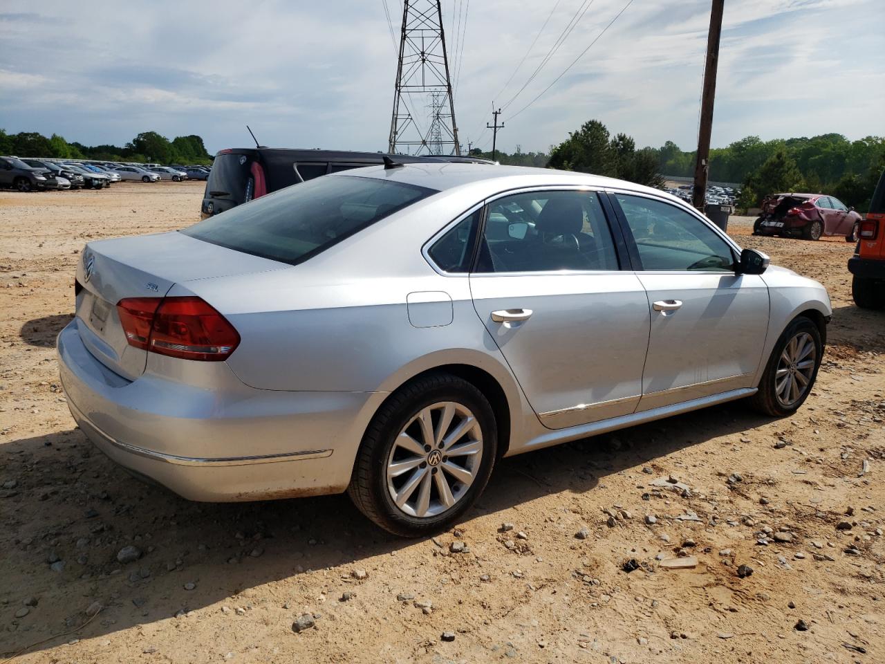 Photo 2 VIN: 1VWCP7A3XDC028920 - VOLKSWAGEN PASSAT 