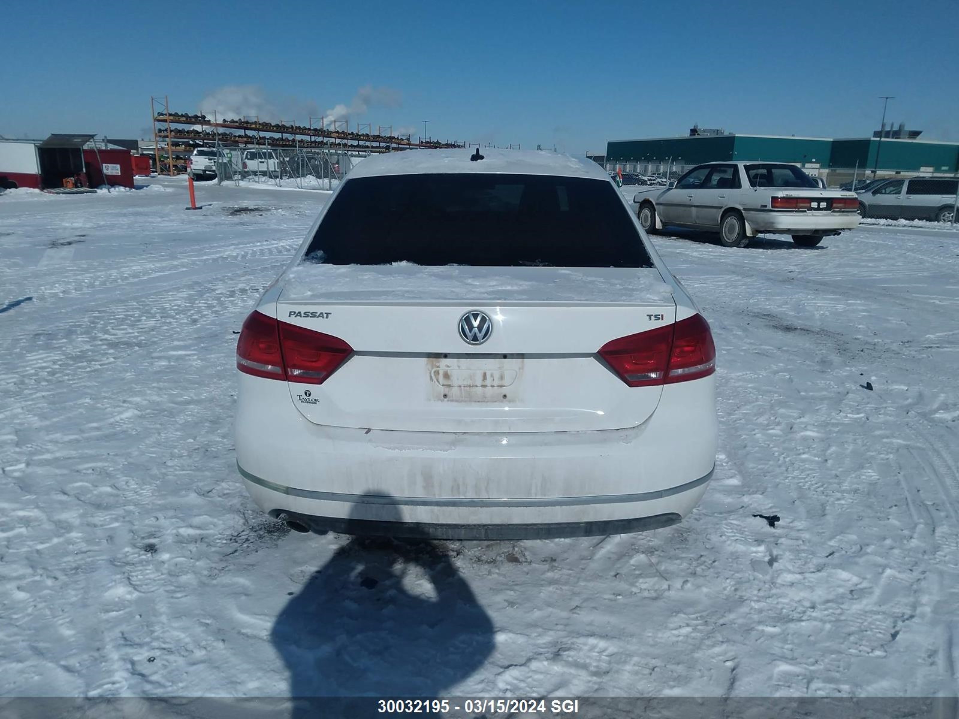 Photo 15 VIN: 1VWCS7A32FC073299 - VOLKSWAGEN PASSAT 