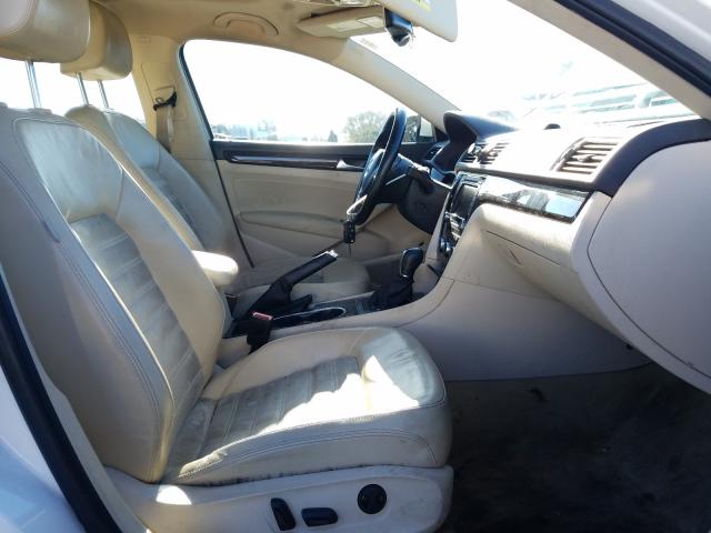 Photo 4 VIN: 1VWCS7A33EC057403 - VOLKSWAGEN PASSAT 