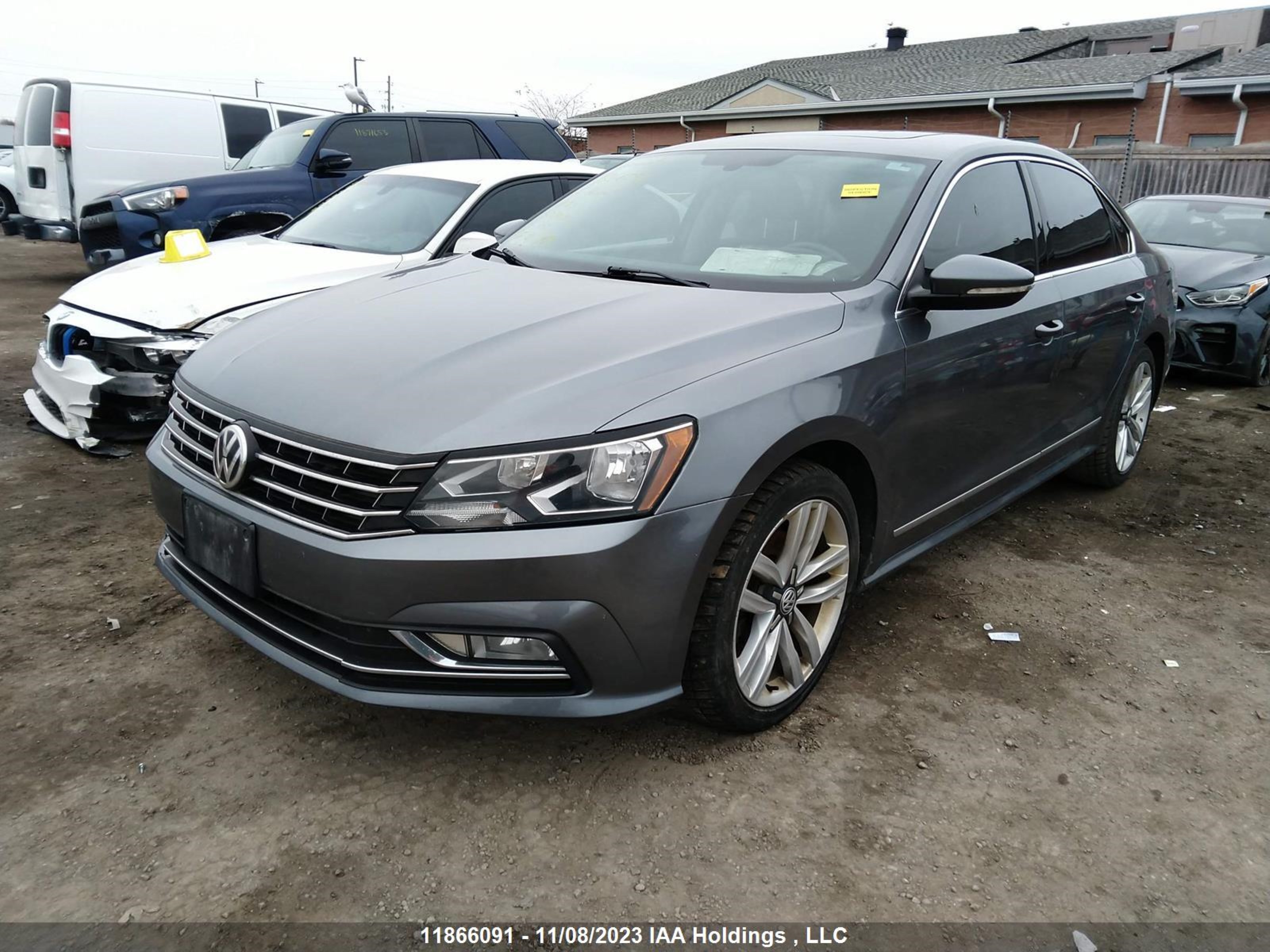 Photo 1 VIN: 1VWCS7A34GC018418 - VOLKSWAGEN PASSAT 