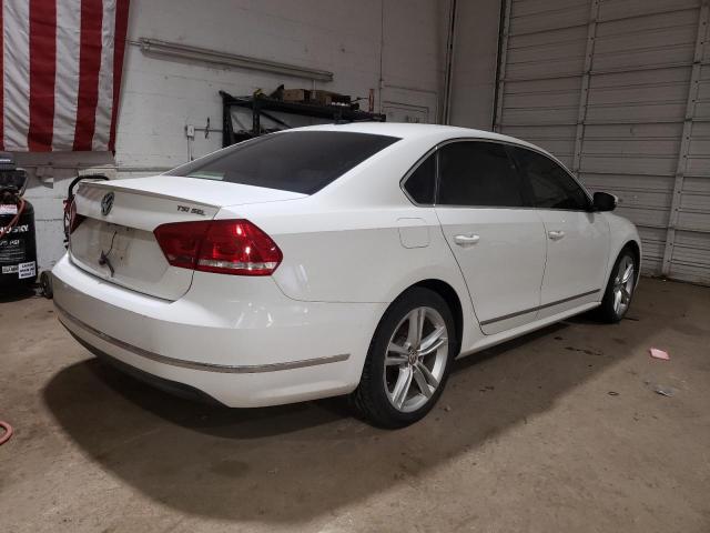 Photo 2 VIN: 1VWCS7A38EC033680 - VOLKSWAGEN PASSAT 