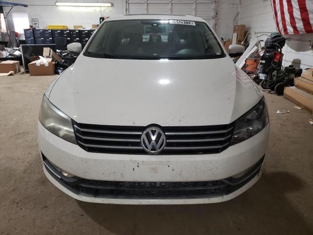 Photo 4 VIN: 1VWCS7A38EC033680 - VOLKSWAGEN PASSAT 