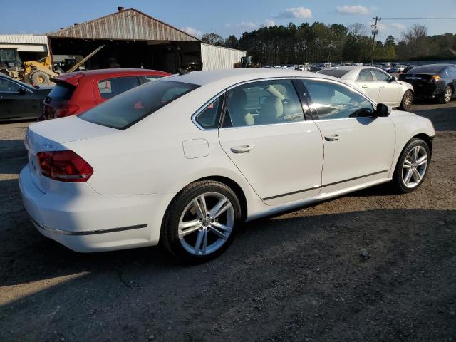 Photo 2 VIN: 1VWCS7A39FC038596 - VOLKSWAGEN PASSAT 