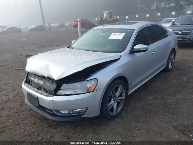 Photo 1 VIN: 1VWCT7A33FC008572 - VOLKSWAGEN PASSAT 