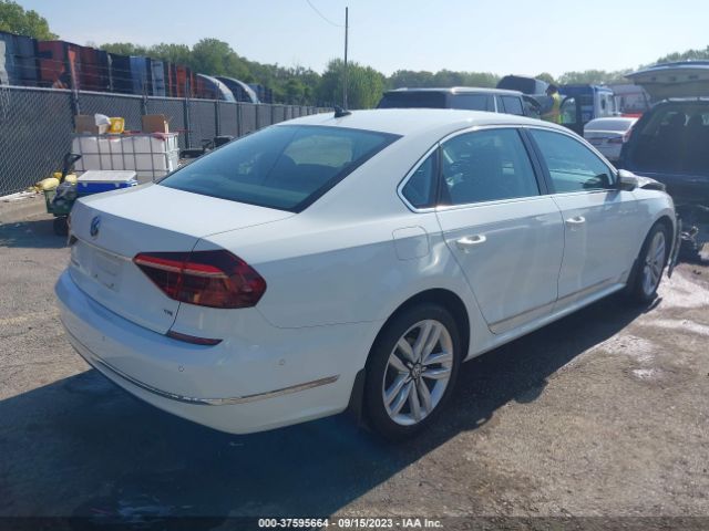 Photo 3 VIN: 1VWCT7A34HC068797 - VOLKSWAGEN PASSAT 