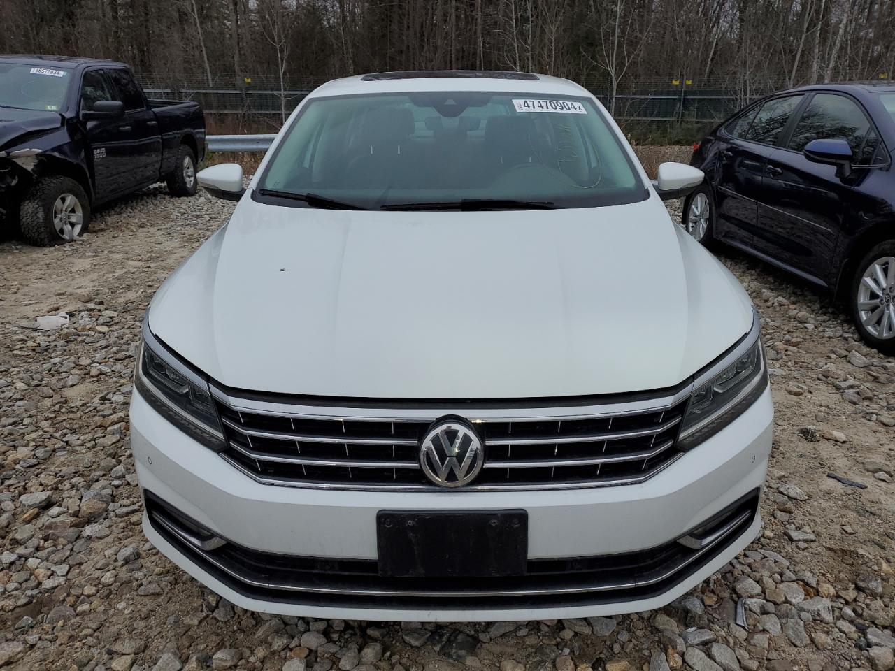 Photo 4 VIN: 1VWCT7A38HC032871 - VOLKSWAGEN PASSAT 