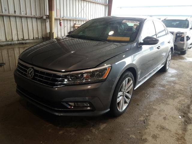 Photo 1 VIN: 1VWCT7A38HC068673 - VOLKSWAGEN PASSAT 