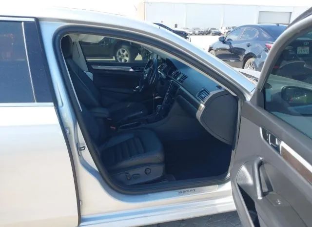 Photo 4 VIN: 1VWCT7A39HC075566 - VOLKSWAGEN PASSAT 