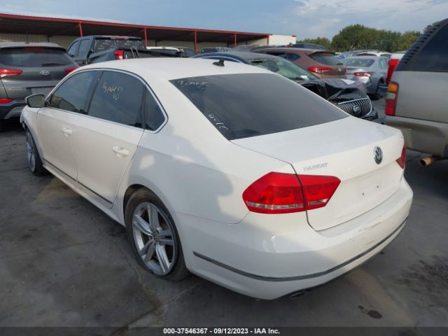 Photo 2 VIN: 1VWCT7A3XFC058269 - VOLKSWAGEN PASSAT 