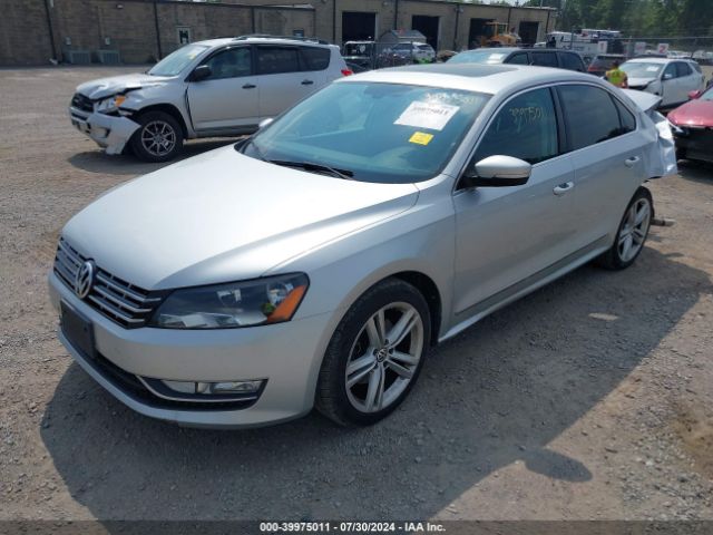 Photo 1 VIN: 1VWCV7A30FC012329 - VOLKSWAGEN PASSAT 