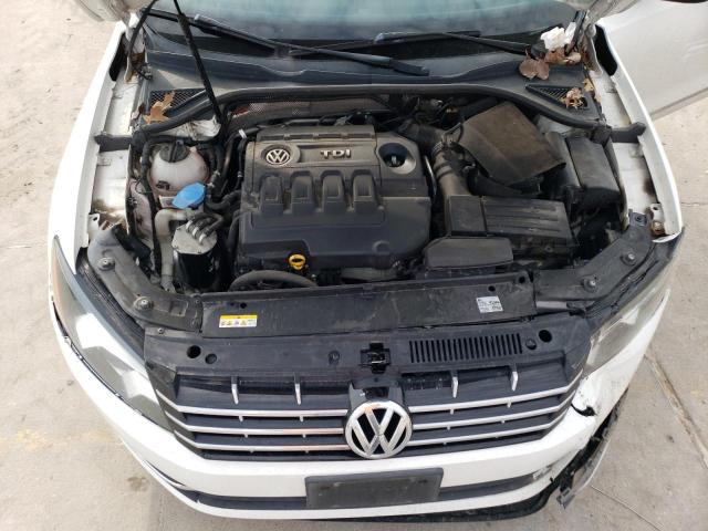 Photo 10 VIN: 1VWCV7A30FC032208 - VOLKSWAGEN PASSAT 