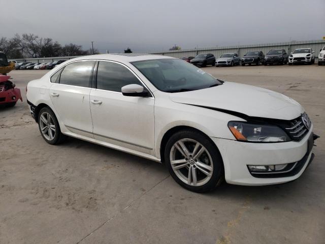 Photo 3 VIN: 1VWCV7A30FC032208 - VOLKSWAGEN PASSAT 