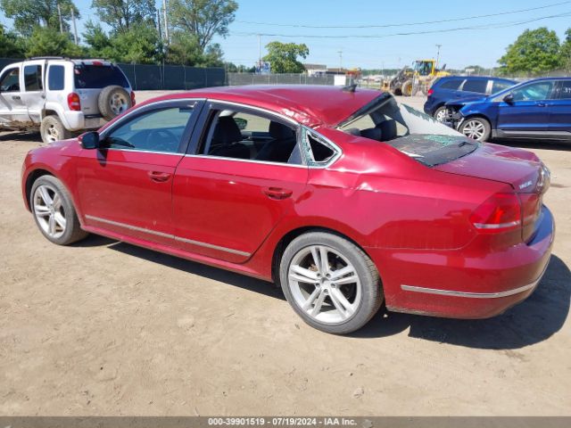 Photo 2 VIN: 1VWCV7A30FC045749 - VOLKSWAGEN PASSAT 