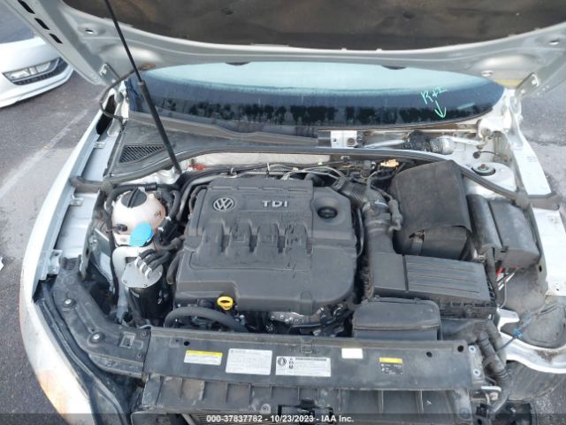 Photo 9 VIN: 1VWCV7A30FC085765 - VOLKSWAGEN PASSAT 