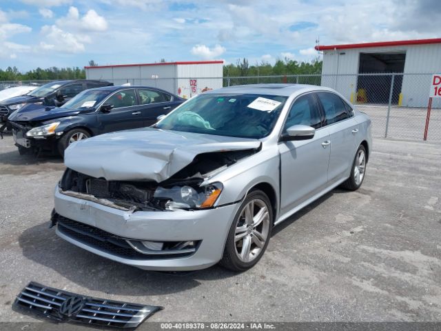 Photo 1 VIN: 1VWCV7A31FC033500 - VOLKSWAGEN PASSAT 