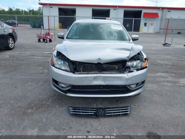 Photo 5 VIN: 1VWCV7A31FC033500 - VOLKSWAGEN PASSAT 