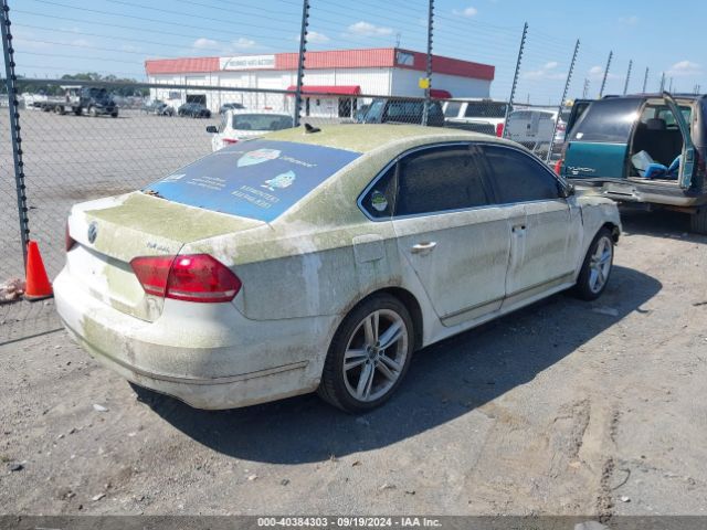 Photo 3 VIN: 1VWCV7A31FC056937 - VOLKSWAGEN PASSAT 