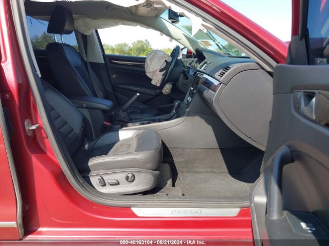 Photo 4 VIN: 1VWCV7A31FC066125 - VOLKSWAGEN PASSAT 