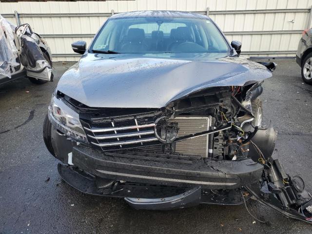 Photo 4 VIN: 1VWCV7A32FC053108 - VOLKSWAGEN PASSAT SEL 