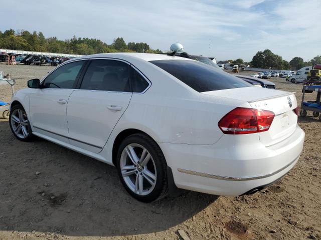 Photo 1 VIN: 1VWCV7A32FC102792 - VOLKSWAGEN PASSAT SEL 