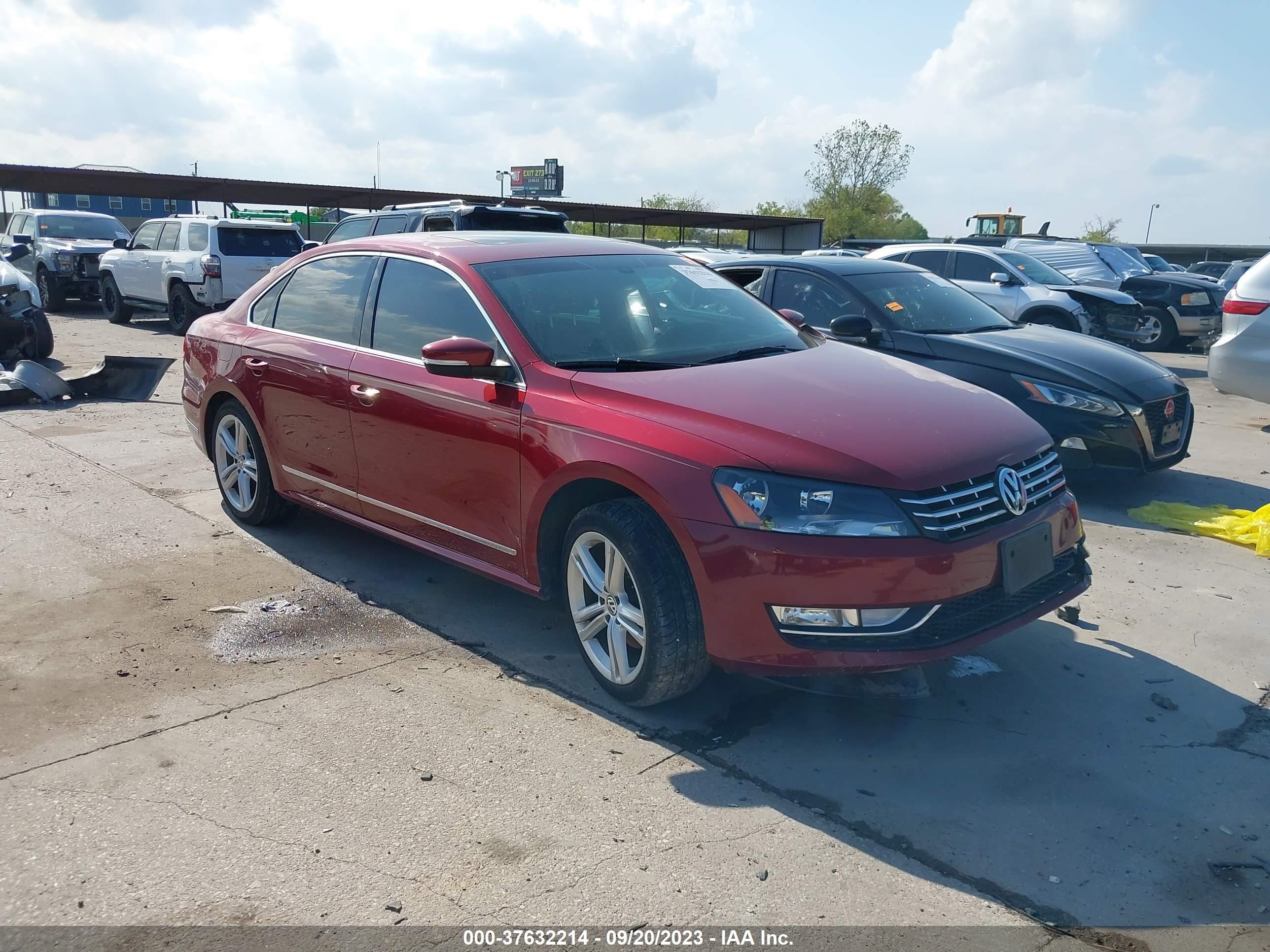 Photo 0 VIN: 1VWCV7A32FC103179 - VOLKSWAGEN PASSAT 