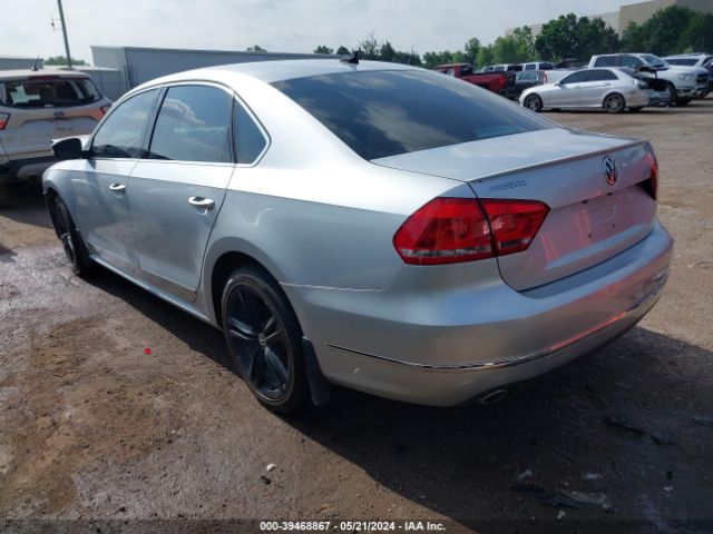 Photo 2 VIN: 1VWCV7A34FC074204 - VOLKSWAGEN PASSAT 