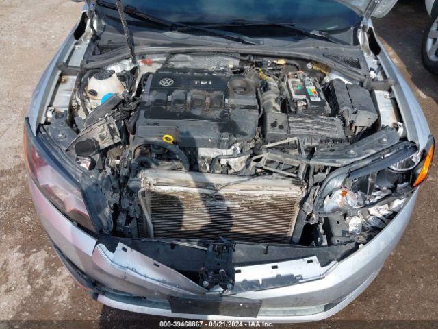 Photo 9 VIN: 1VWCV7A34FC074204 - VOLKSWAGEN PASSAT 