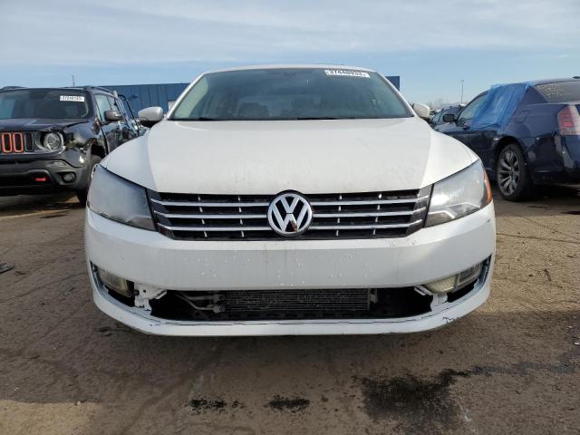 Photo 4 VIN: 1VWCV7A35FC039817 - VOLKSWAGEN PASSAT 